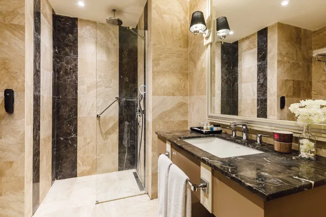 غرفة اقتصادية بسريرين منفصلين، Ramada By Wyndham Istanbul Golden Horn 5/9