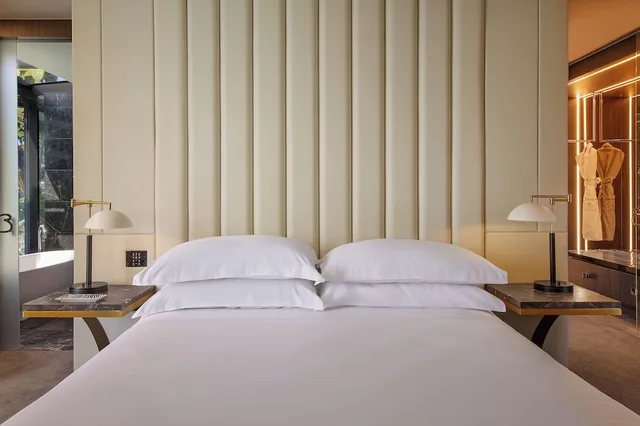 Cabana, Suite, King Bed, Pool Side، Emporium Hotel South Bank 4/10