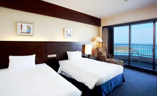 Room, Twin Beds, Ocean View, Ocean Tower، Okinawa Kariyushi Beach Resort Ocean Spa 1/1
