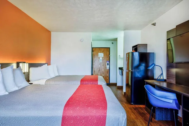 غرفة بسريرين كوين، Motel6 Percival, IA 2/2