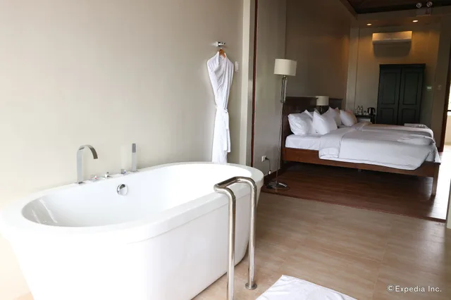 غرفة ديلوكس بسرير مزدوج، Bravo Resorts Munting Paraiso 7/9