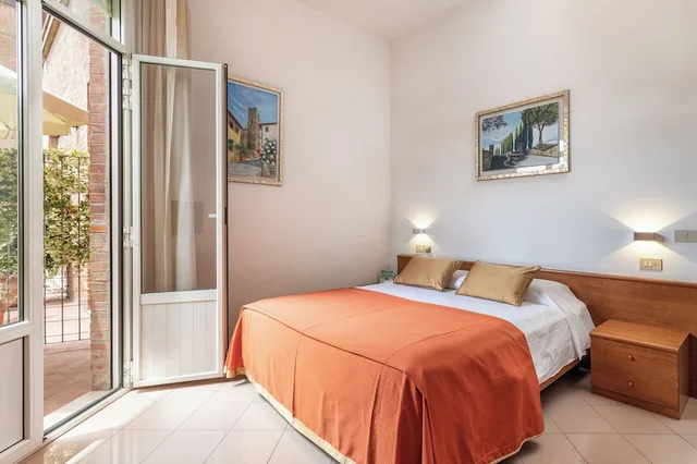 غرفة قياسية بسريرين منفصلين بإطلالة على المدينة، Hotel Minerva 2/10