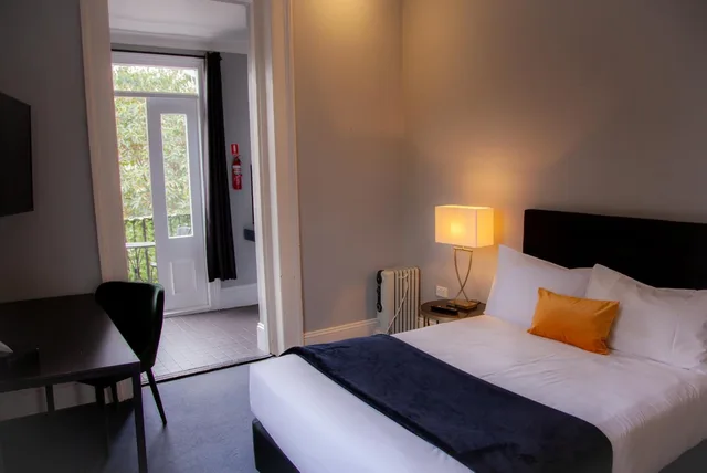 غرفة بسرير مزدوج بشرفة بحمام مشترك، Bayswater Boutique Lodge 1/3
