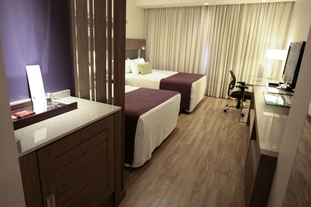 غرفة قياسية بسريرين منفصلين، Grand Mercure Curitiba Rayon 6/6