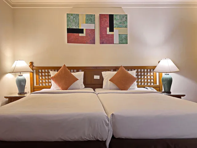 Deluxe, Twin Beds, Silom Serene Boutique 1/10