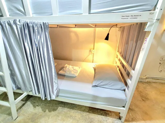 سكن مشترك بستة أسرّة للنساء بحمام مشترك، Hostel 16 3/5