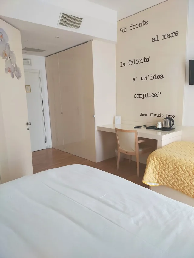Room, Single, Double Bed, Hotel Excelsior Vasto 1/8