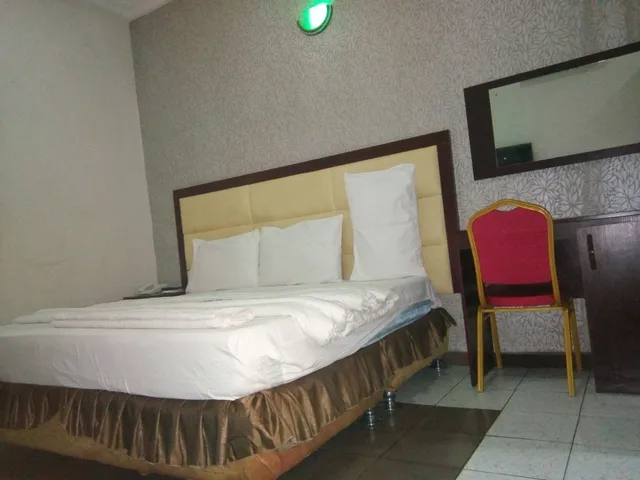 غرفة قياسية بسرير كوين، Viclin Diamond Hotels 3/3