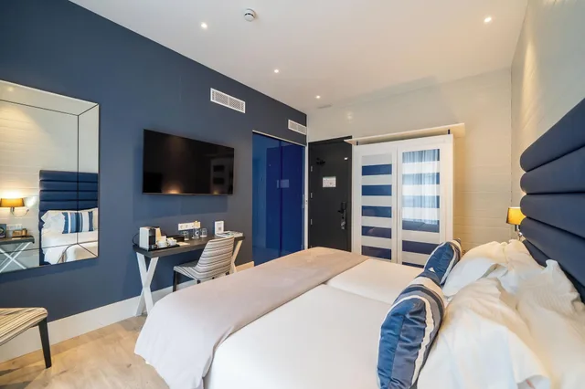Boutique, Single, Double Bed، Abba San Sebastian Hotel 2/5