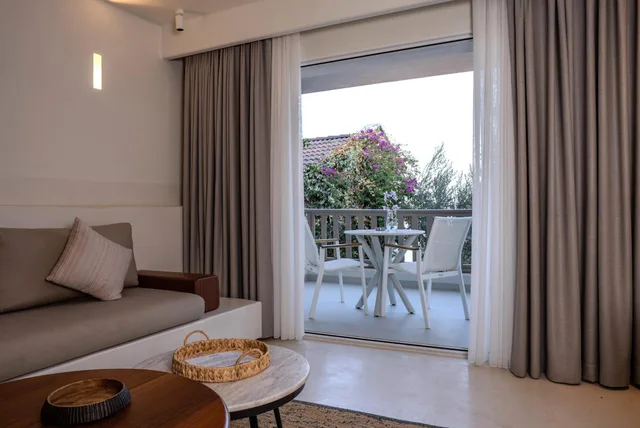شقة بإطلالة على الحديقة، Pilos Suites 3/8