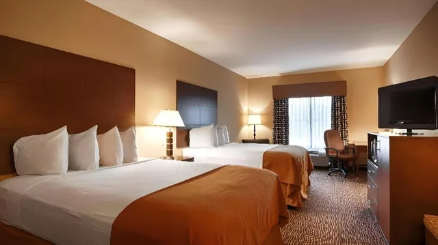 Room, 2 Queen Beds, Bathtub, Accessible, Best Western St Francisville Hotel 4/5
