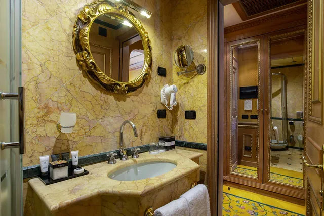 Double Room Classic Single Use، River Palace Hotel 7/8