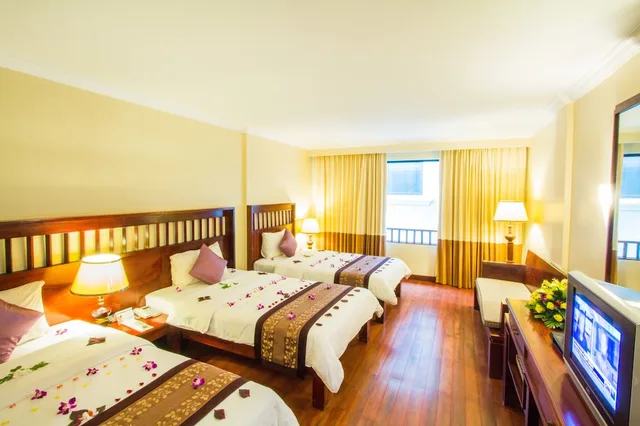 غرفة سوبيريور ثلاثية بثلاثة أسرّة، Royal Empire Hotel 6/10