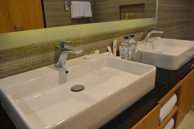 جناح بزنس بسرير كوين، Swiss-Belhotel Papua Jayapura 2/3