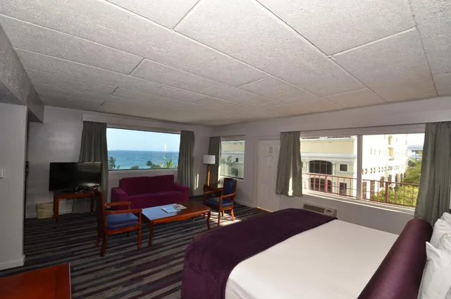 جناح بسريرين كوين مع أريكة، Sea Club Resort 1/8