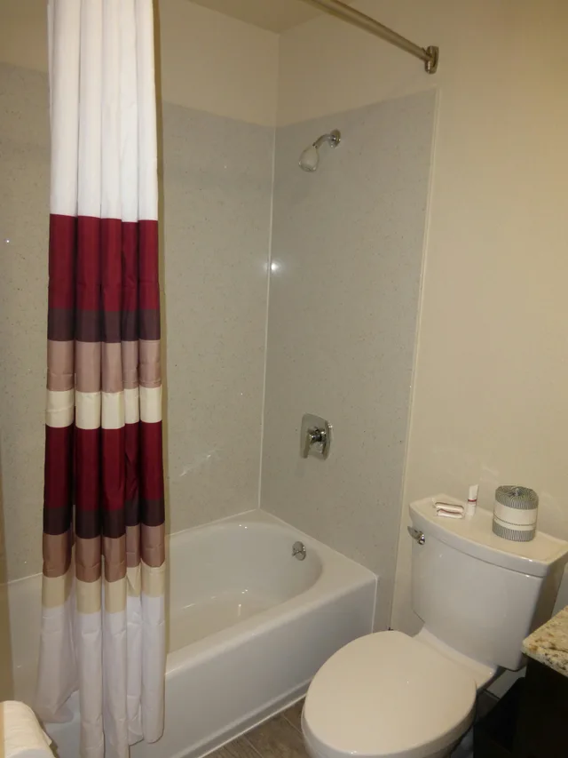 غرفة ديلوكس بسريرين كوين، Red Roof Inn Hayward 3/5