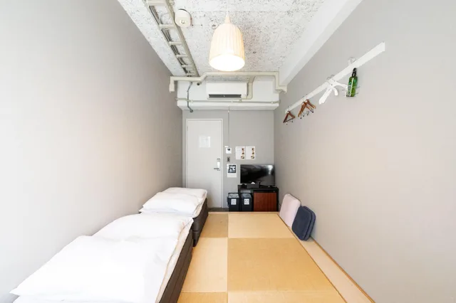 غرفة يابانية بفرشتي فوتون، Imano Tokyo Hostel 3/3