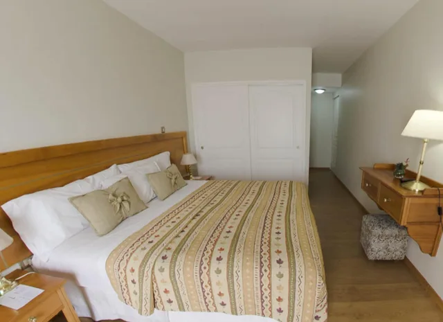 Doble Standard, Double or Twin Beds، Hotel Nahuel Huapi 6/10
