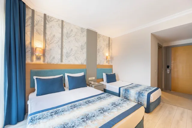 Beach, Standard, 1 Double and 1 Single Bed، Armas Gul Beach Hotel All Inclusive 2/20