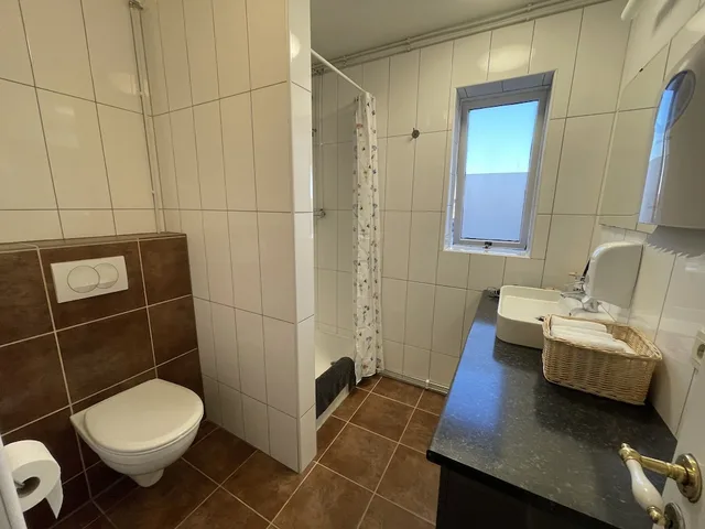 غرفة قياسية مفردة بسرير فردي بحمام مشترك، Bitra Bed Breakfast 4/5