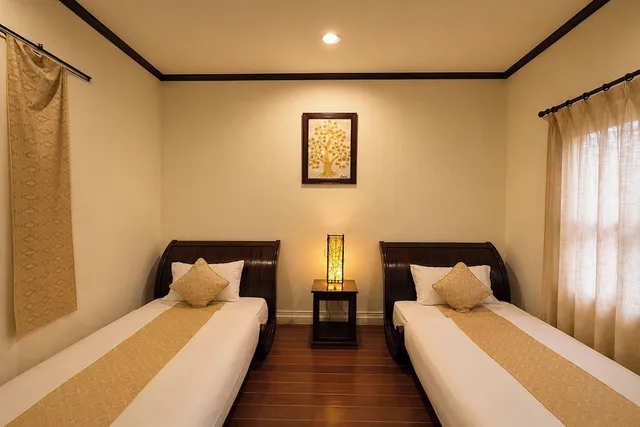 غرفة ديلوكس بسريرين منفصلين، Luang Prabang Legend Hotel 1/10