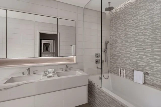 شقة بسرير كينج بشرفة بغرفة نوم واحدة، Marriott Marquis Dubai Creek 2/2