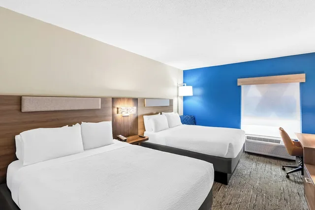 Standard, Single Bed, Holiday Inn Express Hotel And Suites Charleston Southridge 4/10