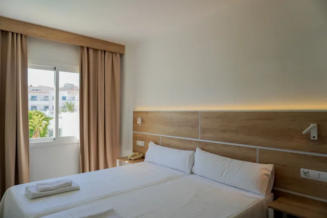 شقة مفردة بإطلالة على المسبح بغرفة نوم واحدة، Beach Star Ibiza Hotel 1/4