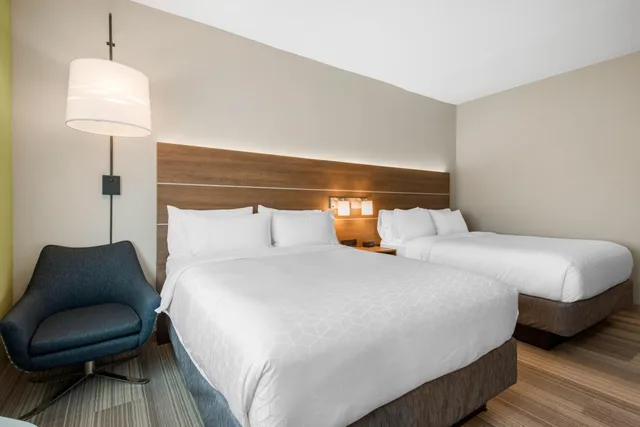 غرفة بسريرين لذوي الإعاقة، Holiday Inn Express And Suites Wildwood The Villages 4/6