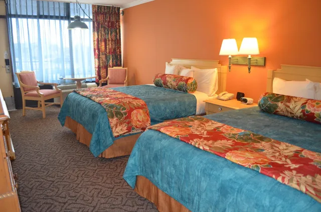 غرفة بسريرين كوين، Sun Viking Lodge 2/11