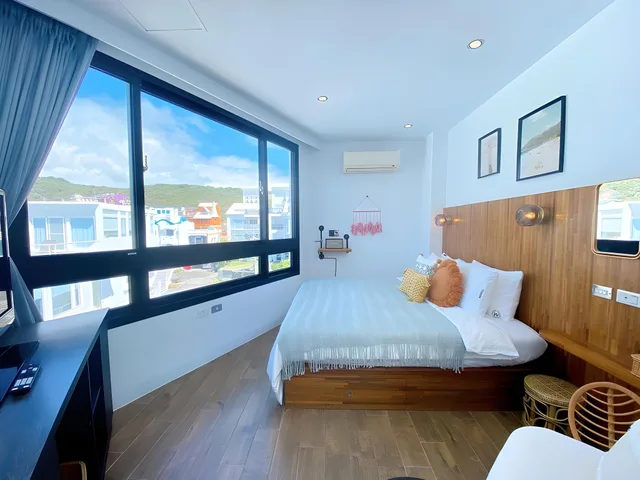 Gallery, Penthouse، Minimi Inn - Sailrock Beach House 1/2