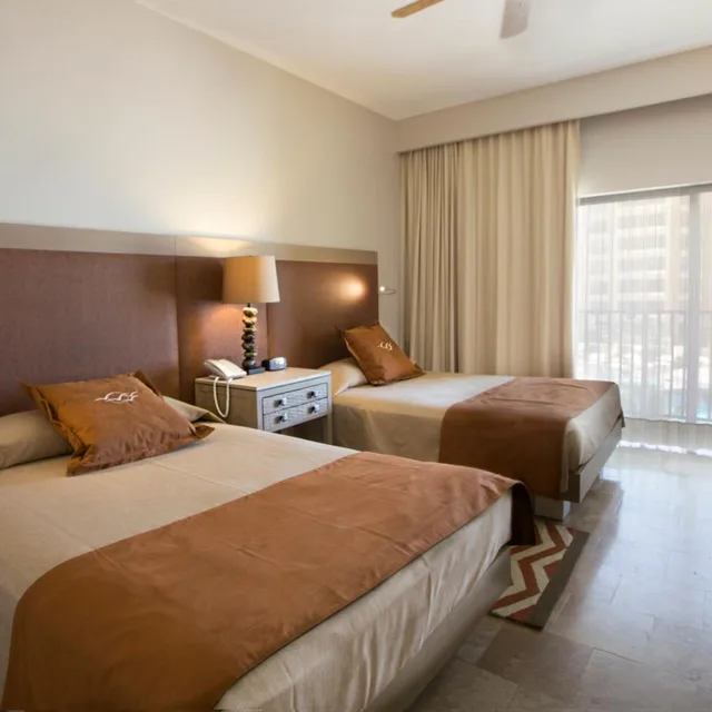 2 Bedrooms, Master, Deluxe, Suite، The Royal Sands All Inclusive Resort & Spa 5/10