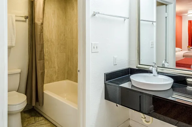 غرفة ديلوكس بسريرين مزدوجين، Motel6 Saraland, AL 5/8