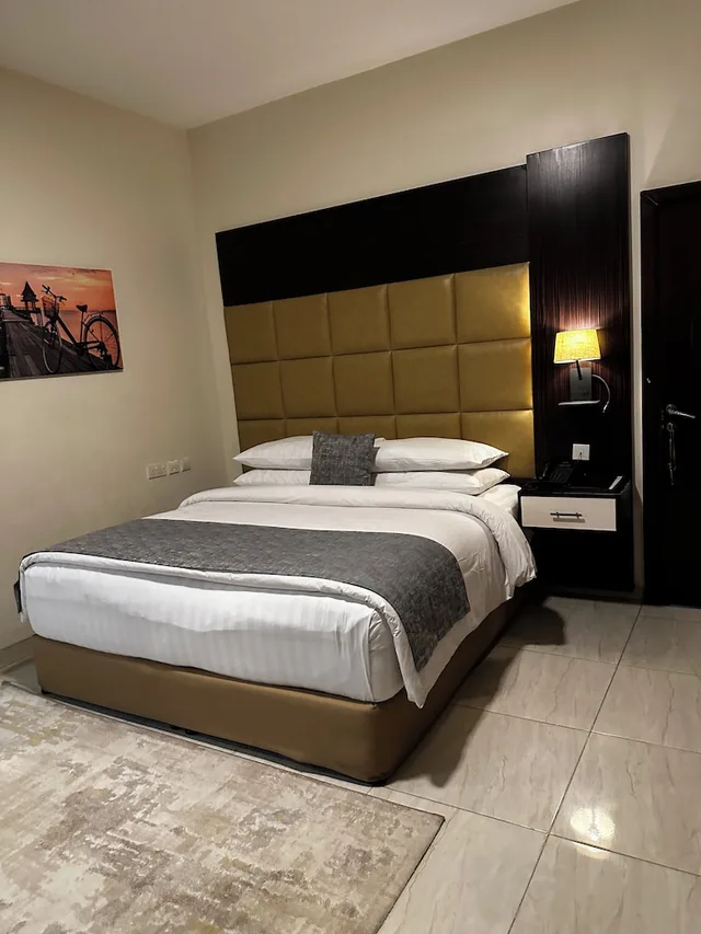 غرفة عائلية بسريرين كينج بغرفتي نوم، Rollace Hotel 1/7