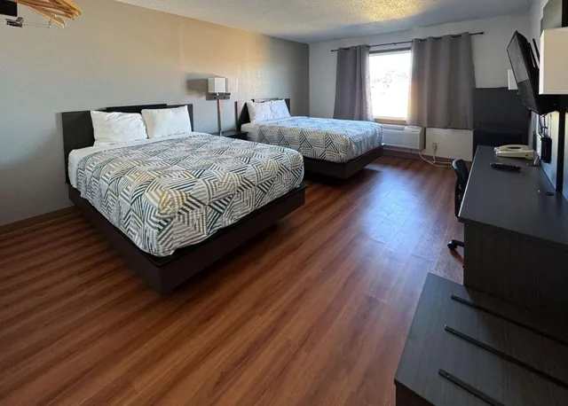 غرفة ديلوكس بسريرين كوين، Motel6 Fond Du Lac, WI 3/6