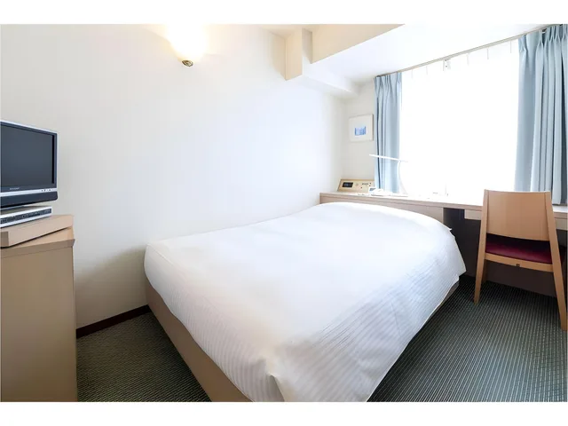 غرفة بسرير نصف مزدوج في الملحق للمدخنين، Hotel Sunlite Shinjuku 2/4