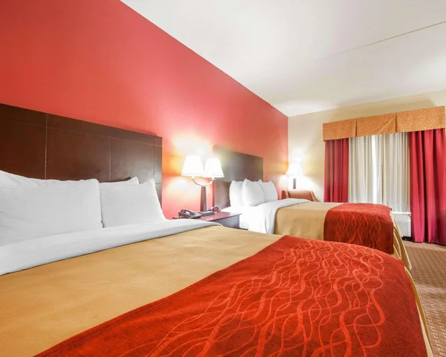 غرفة بسريرين كوين، Comfort Inn Harriman, TN 2/6