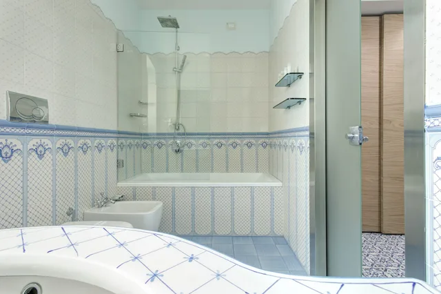 جناح جونيور بسرير مزدوج بإطلالة جزئية على البحر، Lloyd's Baia Hotel 7/8
