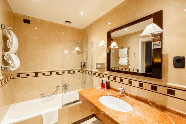 Junior Suite, Queen Bed, Allegroitalia San Gallo Palace 6/10