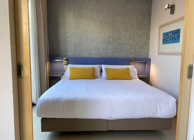 شقة بسريرين مزدوجين بشرفة بغرفتي نوم، Apartamentos Atenea Park 2/3