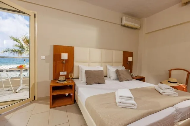 غرفة قياسية بإطلالة على البحر، Malia Bay Beach Hotel And Bungalows 1/10