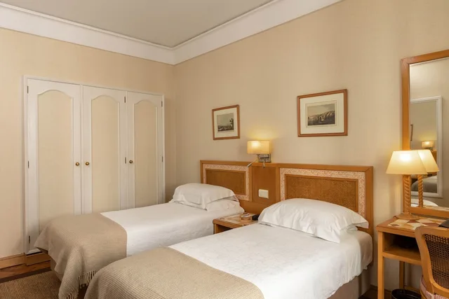 Petite, Twin Beds، Hotel Lisboa Plaza - Avenida, a Lisbon Heritage Collection 1/9