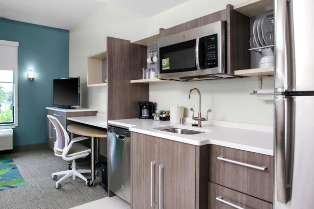 Studio, 2 Queen Beds, Sofa, Home2 Suites by Hilton Fort Collins 4/4
