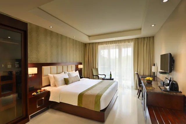Suite, Double Bed, The Acacia Hotel Spa Goa 2/3
