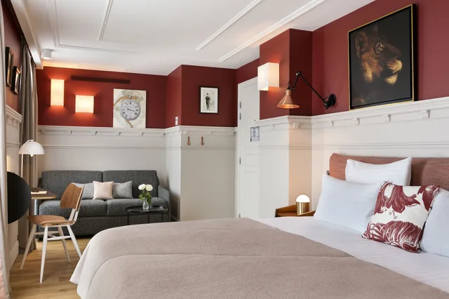 غرفة ديلوكس بسرير كوين بشرفة مع أريكة، Hotel & Spa Royal Madeleine 4/8