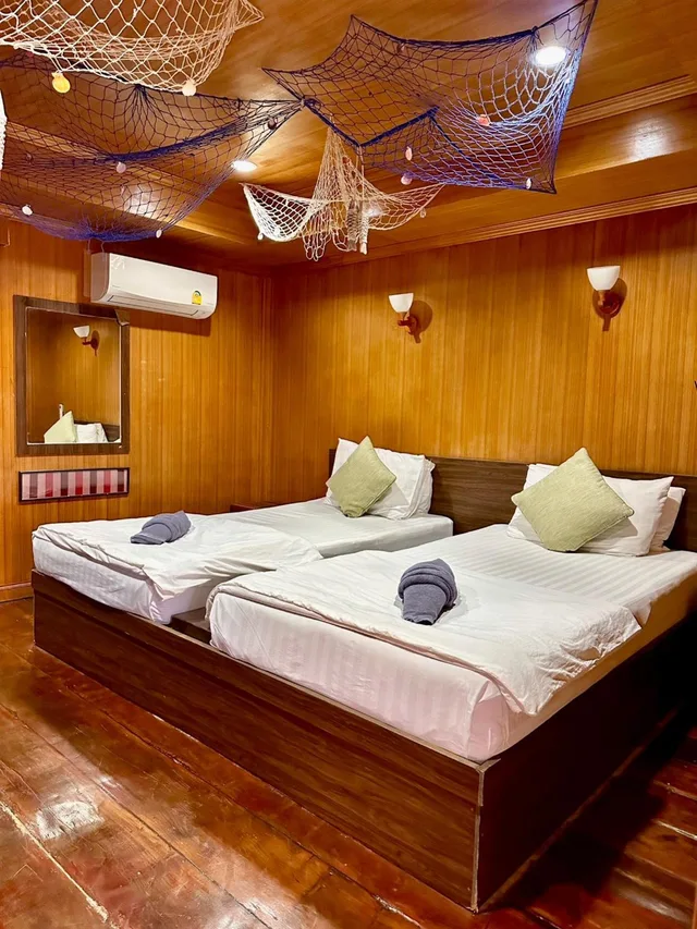 Sea Breeze, Bungalow, Twin Beds، Lipe Power Beach Resort 2/2