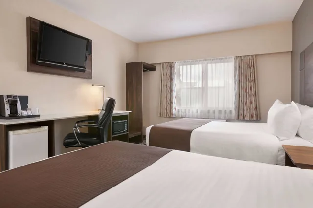 غرفة بسريرين كوين، Baymont by Wyndham Medicine Hat 5/10