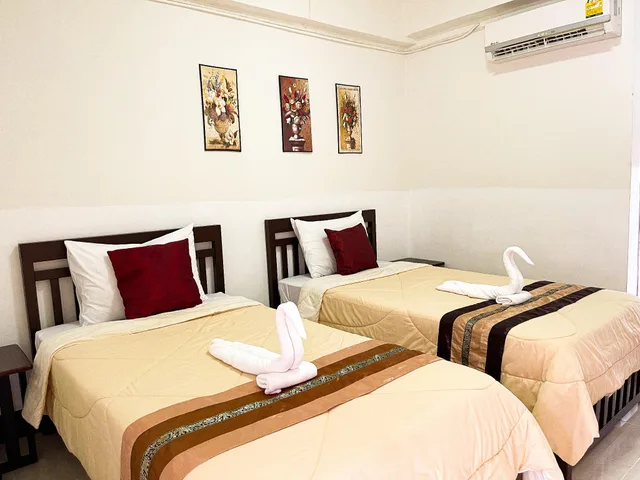 Semi Room, Standard, Semi Double Bed, Twin Beds، Rueangrat Hotel 1/1