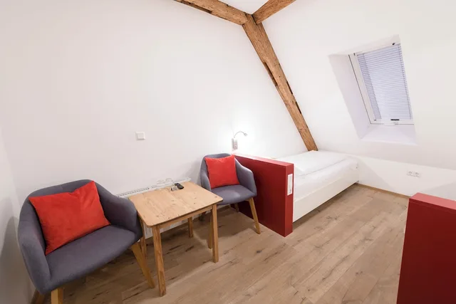 غرفة أساسية بسريرين منفصلين، Hotel Garni Viktoria 1/2