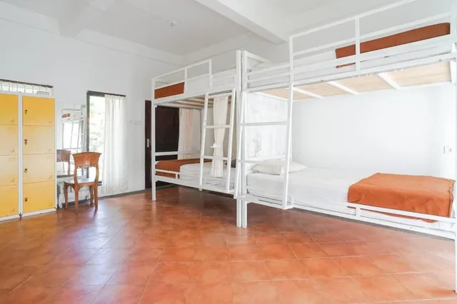 Mixed Dorm, 8 Beds, D'uma Residence 2/2